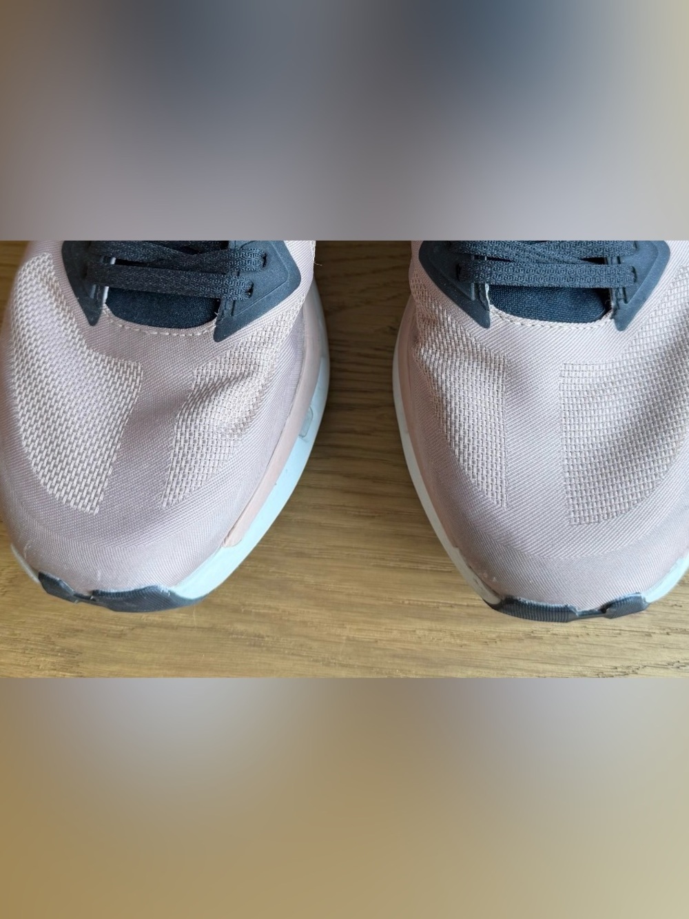 On Running Women's Cloudzone Sneakers in Rosebrown and Black, size 9.5 - Picture 9 of 10